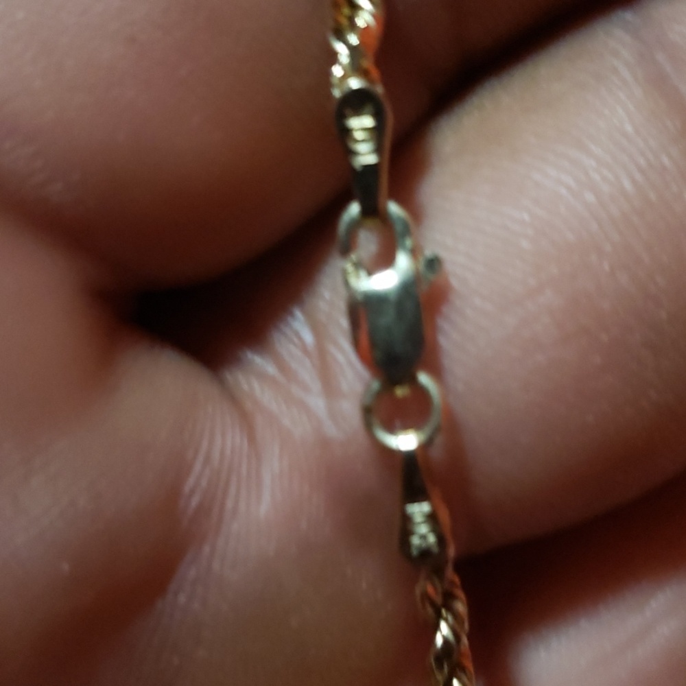 Gold rope chain - Picture 2 of 2
